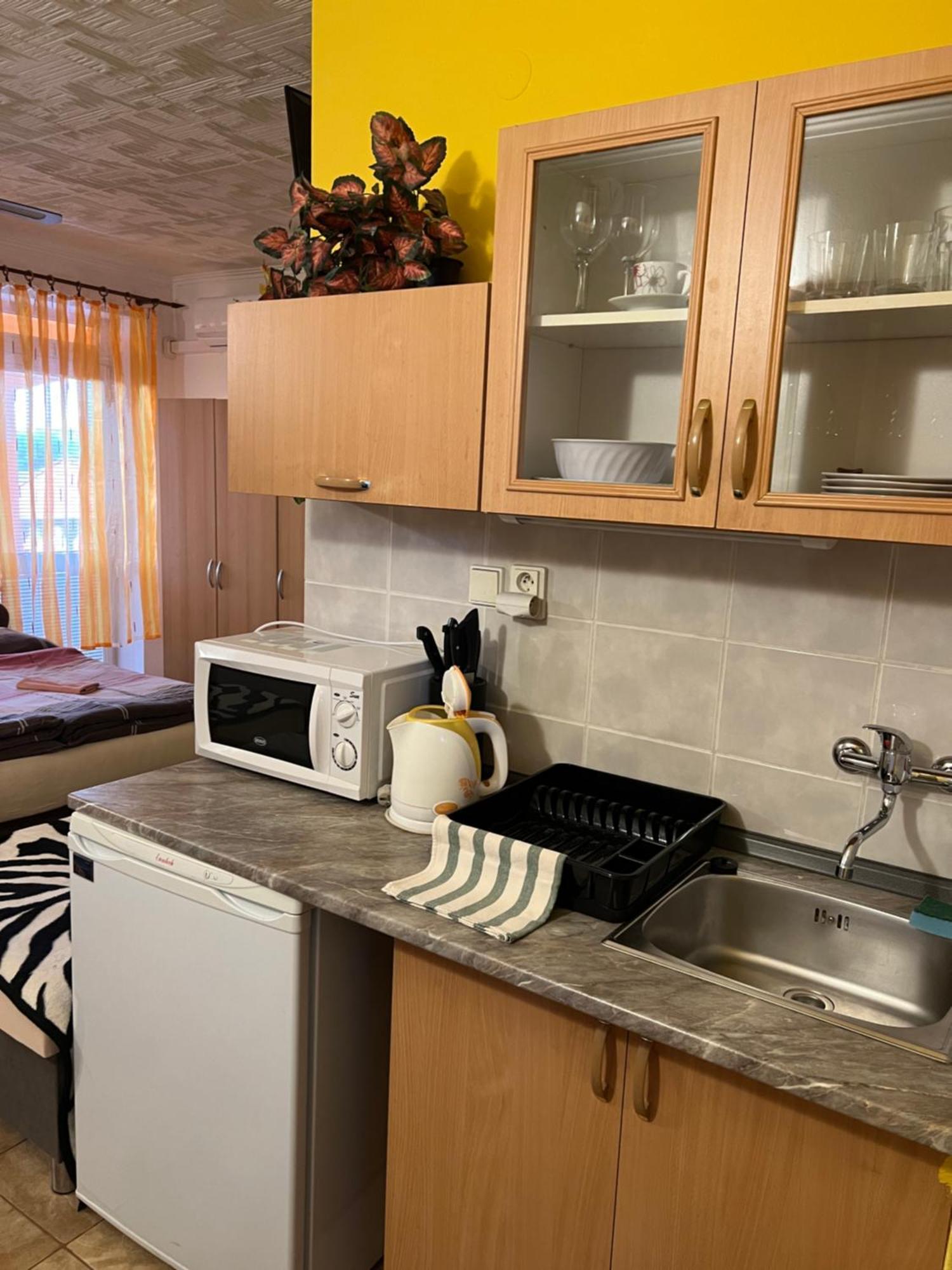 Studio Florida Sturovo Ngoại thất bức ảnh