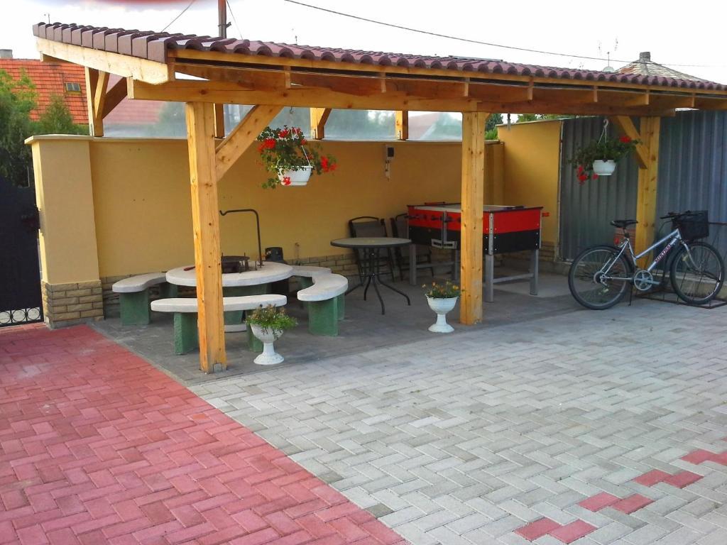 Studio Florida Sturovo Ngoại thất bức ảnh